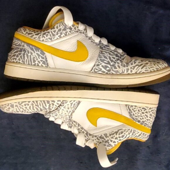 Nike Air Jordan 1 Low West Side Gray - Picture 3 of 4